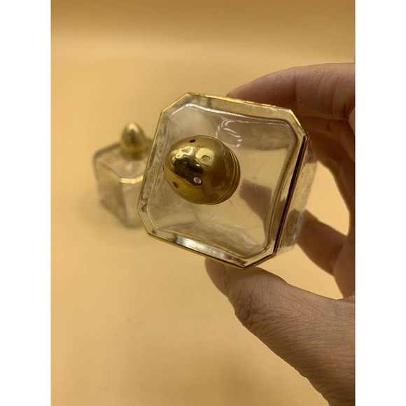 Vintage Made In France Irving Rice Crystal & Gold Floral Salt & Pepper Shakers - Picture 5 of 13